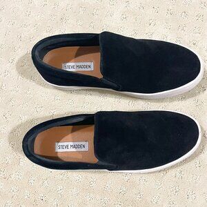 Steve Madden Gills black suede platform slip on sneaker - Size 8.5
